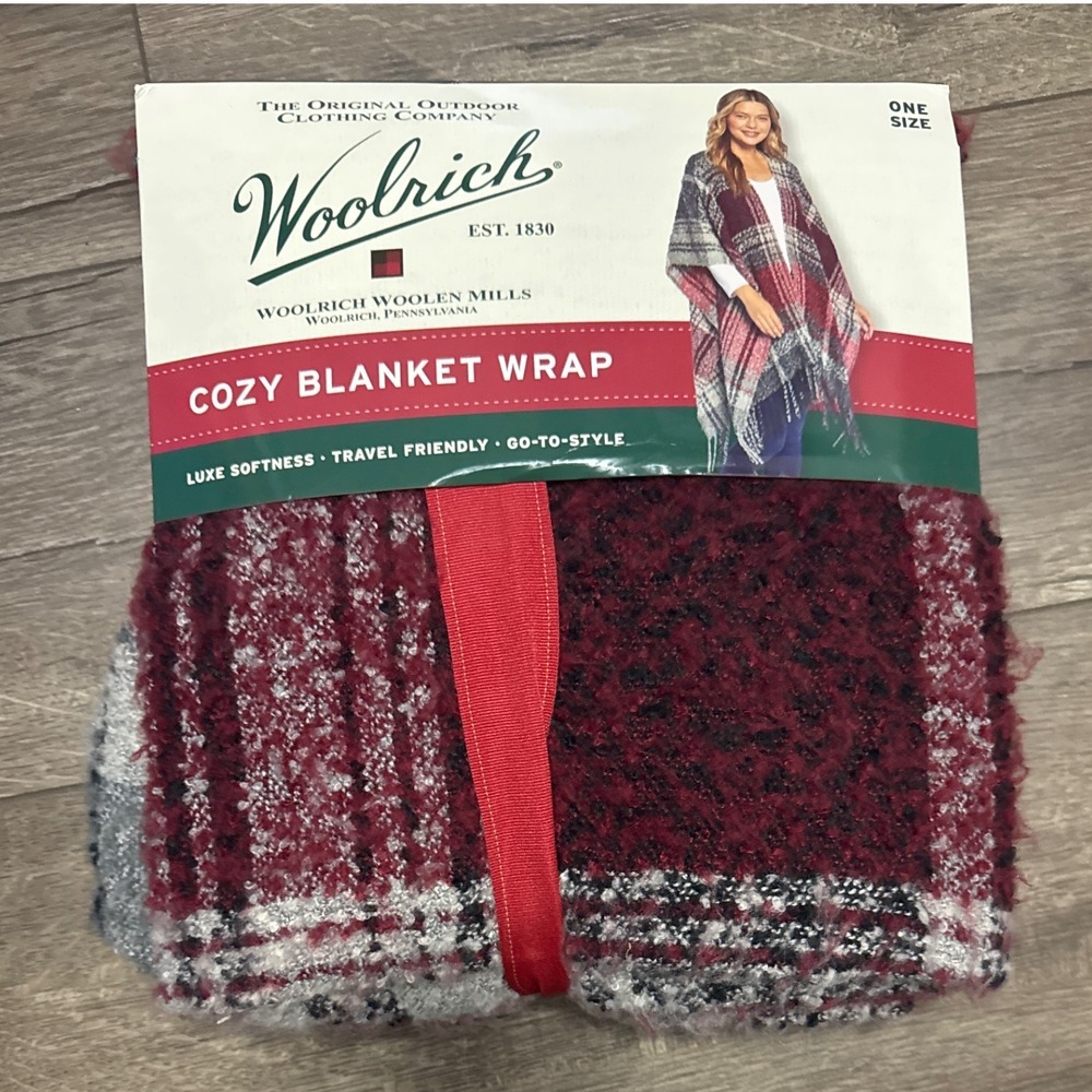 Woolrich Cozy Blanket Wrap One Size Luxe‎ Softness Travel Friendly NWT